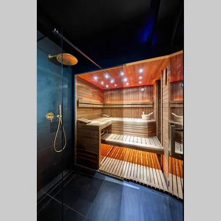 No 7 Z Sauna I Jacuzzi