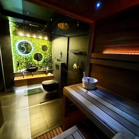 No 7 Z Sauna I Jacuzzi * Новы-Тарг